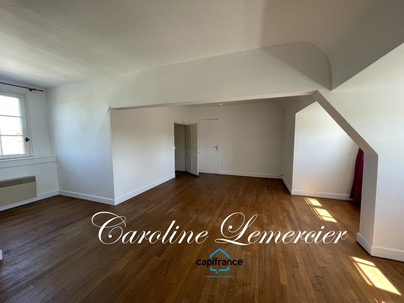 Maison - 245 m² - 8 pièces