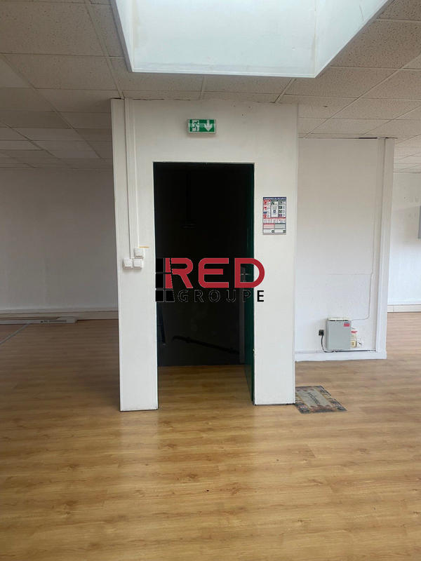 Bureau - 123 m²