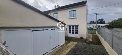 Maison traditionnelle - 96 m² - 7 pièces