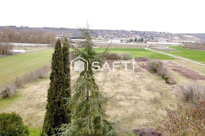 Maison - 137 m² - 7 pièces