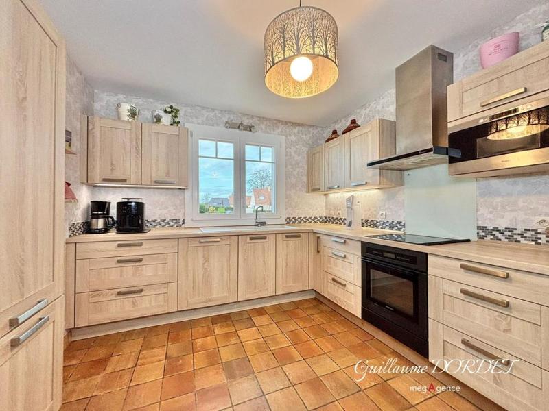 Maison - 150 m² - 6 pièces