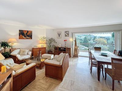 Appartement - 101 m² - 3 pièces