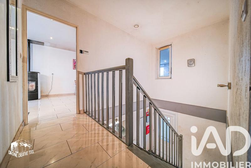 Maison - 185 m² - 6 pièces