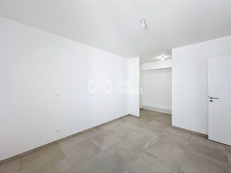 Appartement - 85 m² - 3 pièces