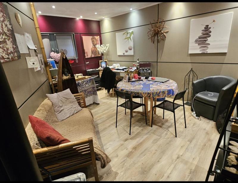 Fonds de commerce - 65 m²