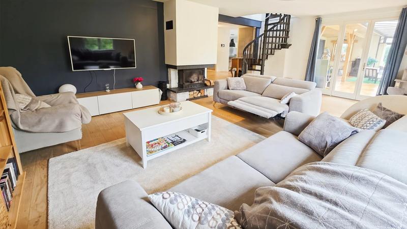 Maison - 170 m² - 5 pièces