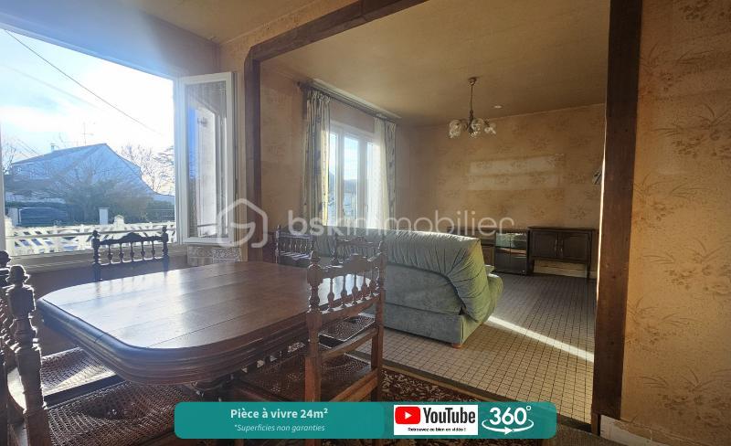 Maison traditionnelle - 85 m² - 5 pièces