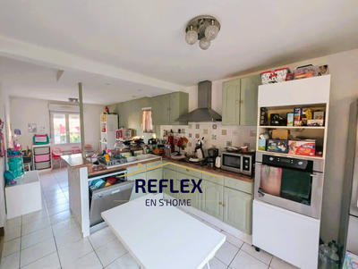 Maison - 104 m² - 5 pièces