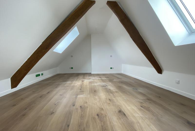 Maison - 200 m² - 5 pièces