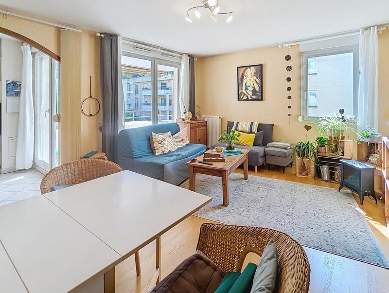 Appartement - 82 m² - 4 pièces