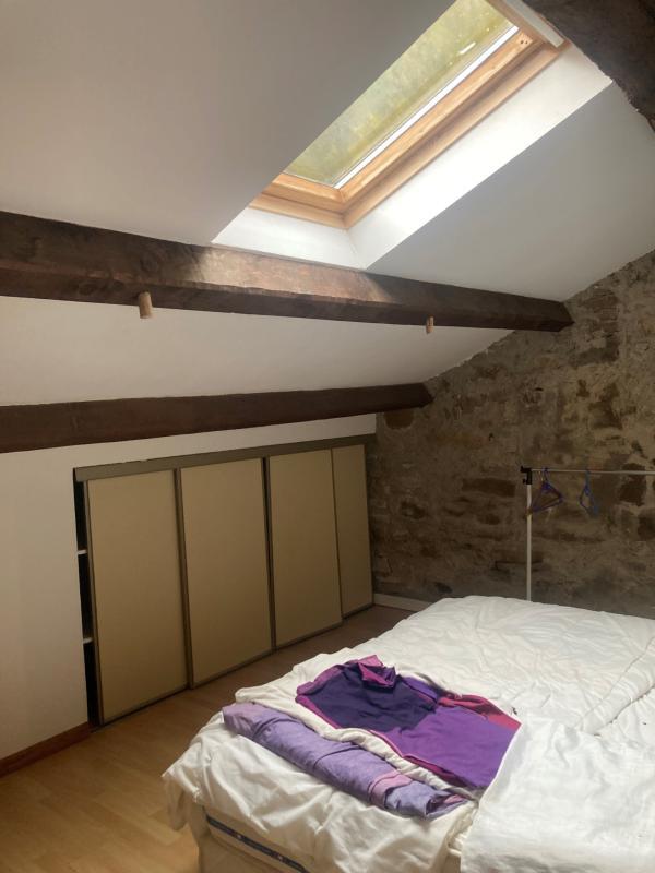 Maison en pierre - 180 m² - 11 pièces