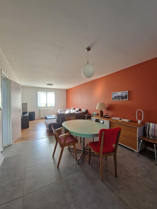 Maison - 105 m² - 4 pièces