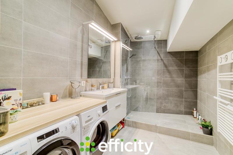 Appartement - 105 m² - 4 pièces