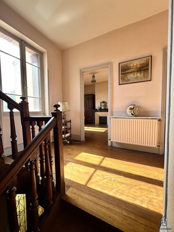 Maison ancienne - 183 m² - 6 pièces