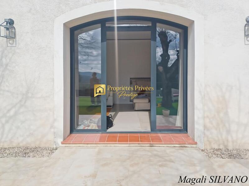 Mas - 150 m² - 5 pièces