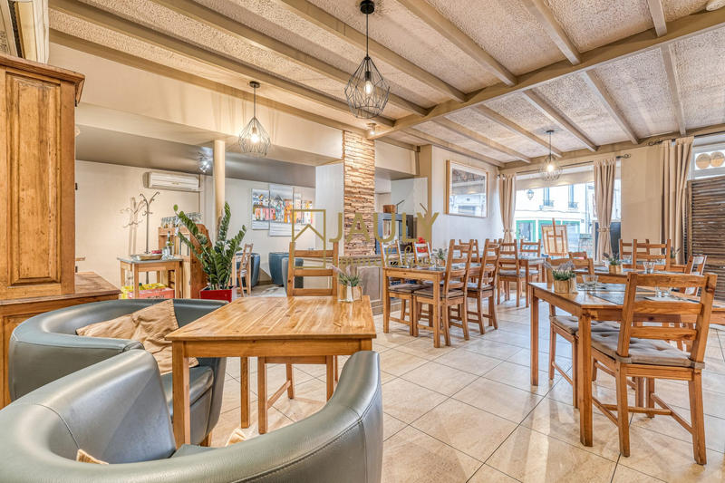 Fonds de commerce - Hôtellerie / Restauration - 154 m²