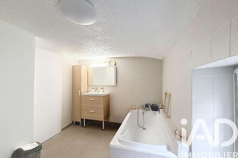 Maison - 193 m² - 6 pièces