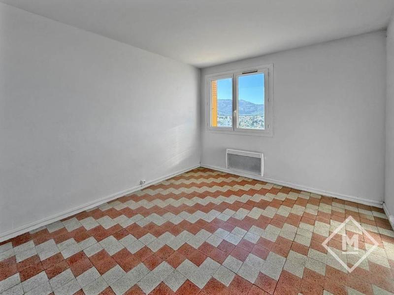 Appartement - 67 m² - 4 pièces