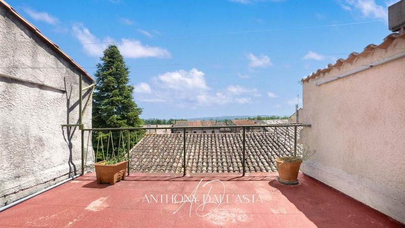 Maison - 207 m² - 6 pièces