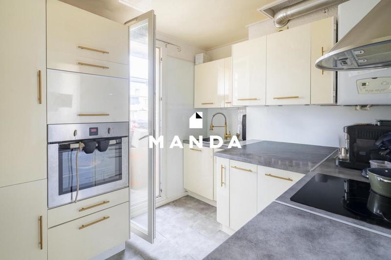 Appartement - 63 m² - 3 pièces