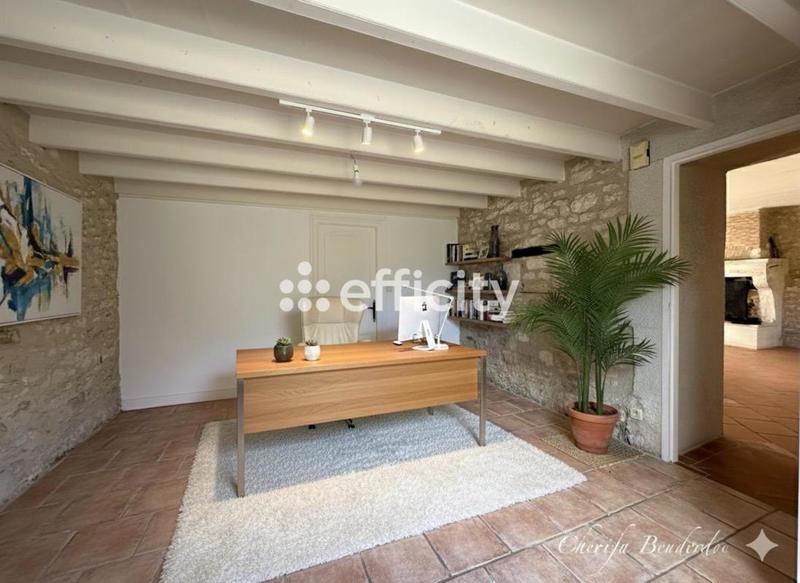 Maison en pierre - 147 m² - 8 pièces