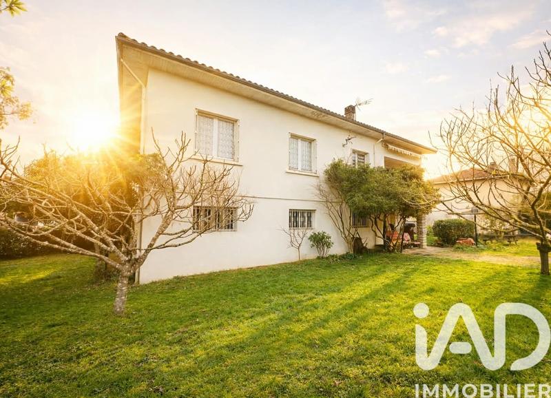 Maison de village - 129 m² - 6 pièces