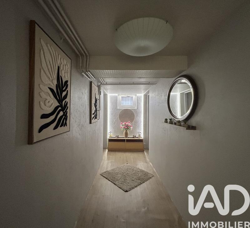 Maison - 260 m² - 10 pièces