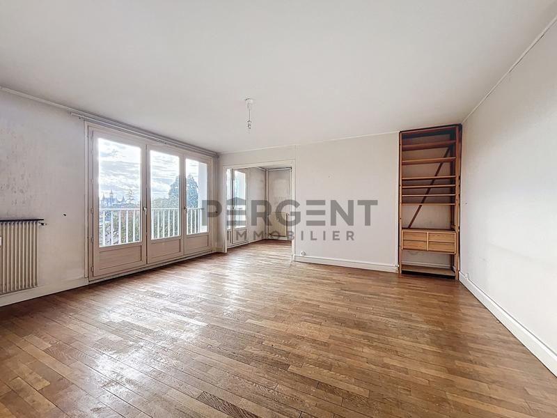 Appartement - 79 m² - 4 pièces