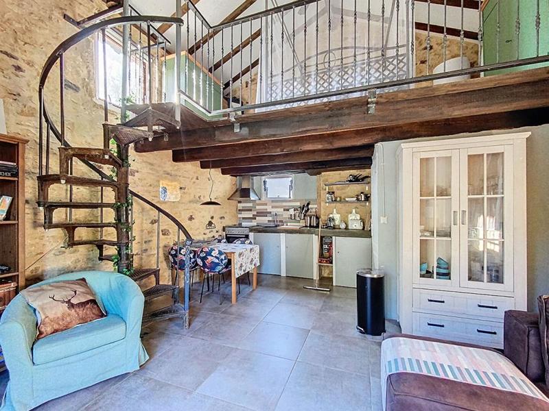 Maison - 170 m² - 9 pièces