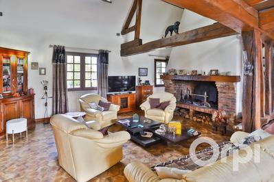 Maison - 148 m² - 7 pièces