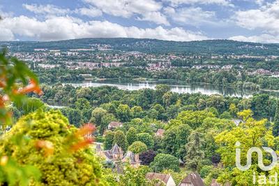 Maison - 215 m² - 7 pièces