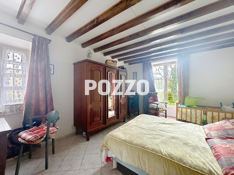 Maison - 175 m² - 9 pièces