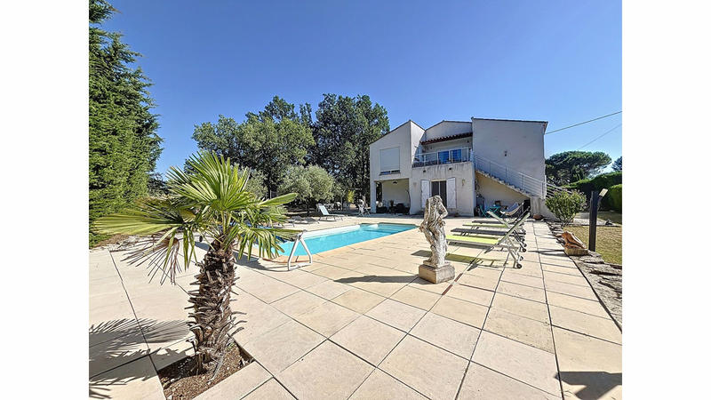 Maison - 163 m² - 6 pièces