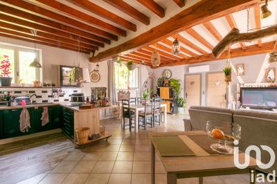 Maison - 140 m² - 7 pièces