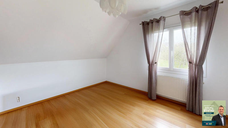 Maison - 186 m² - 6 pièces