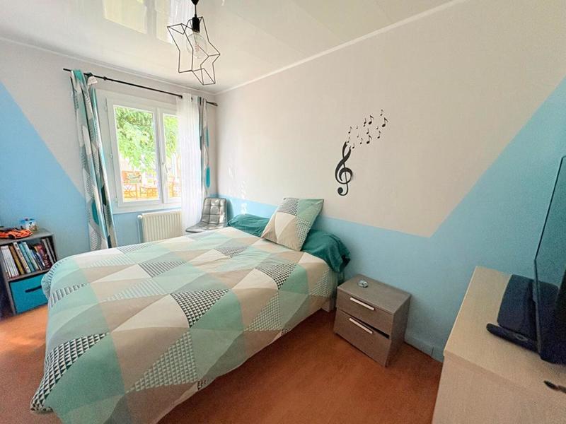 Maison - 98 m² - 5 pièces