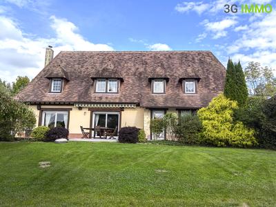 Propriété - 190 m² - 7 pièces