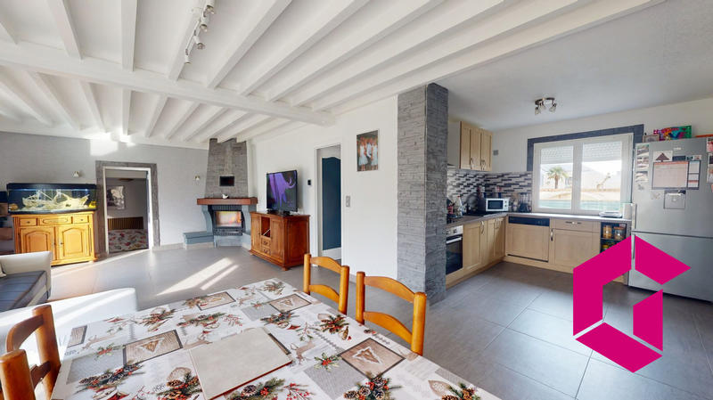 Maison - 85 m² - 4 pièces