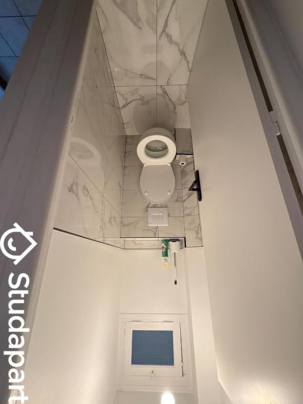 Chambre - 12 m² - 1 pièce