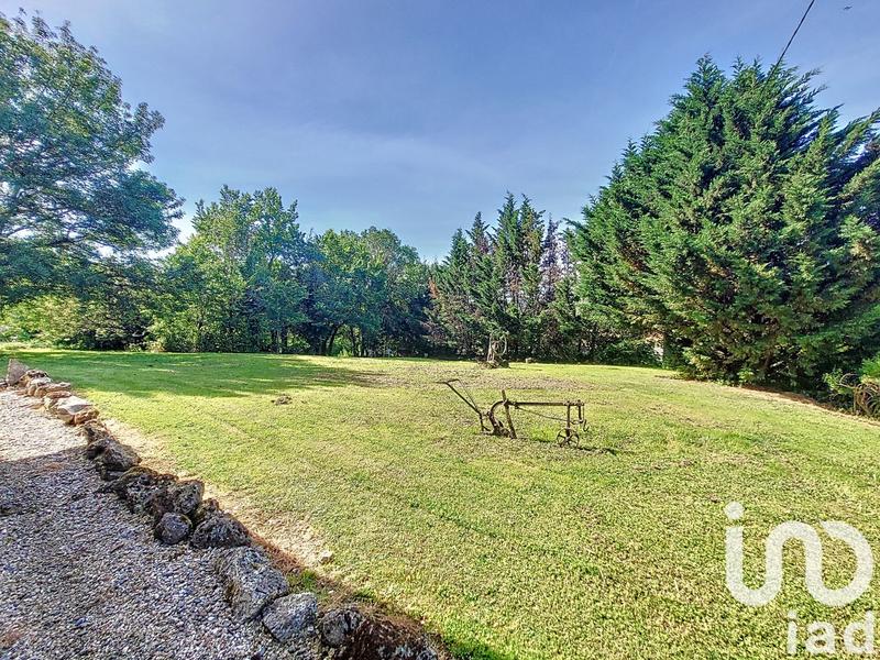 Maison - 255 m² - 9 pièces