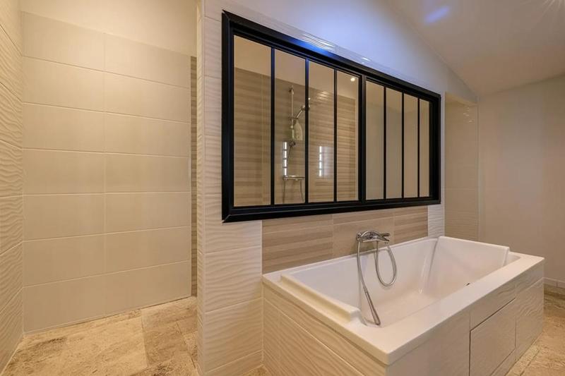 Corps de ferme - 302 m² - 8 pièces