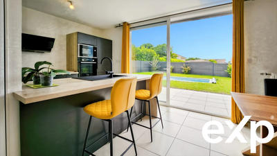 Maison - 93 m² - 4 pièces