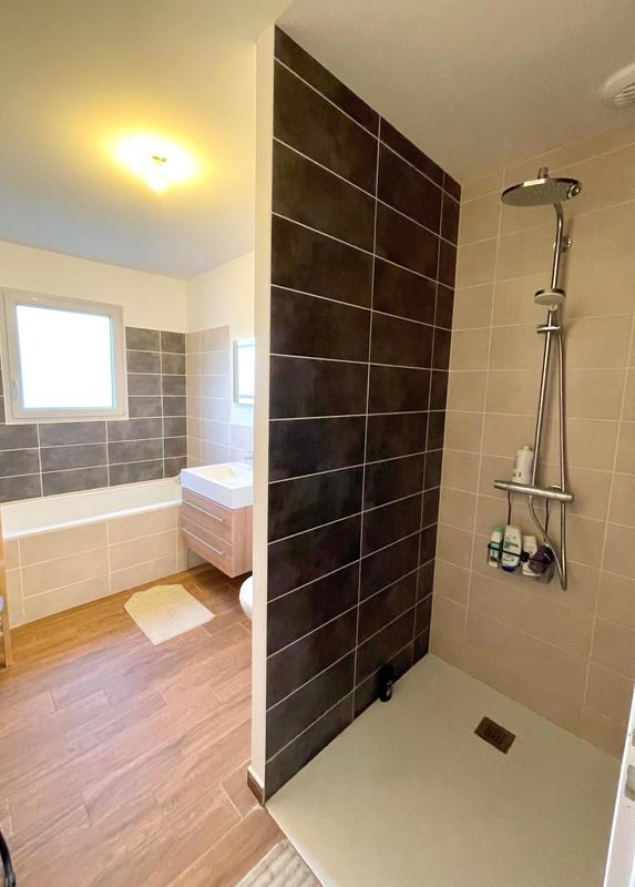 Maison - 145 m² - 6 pièces