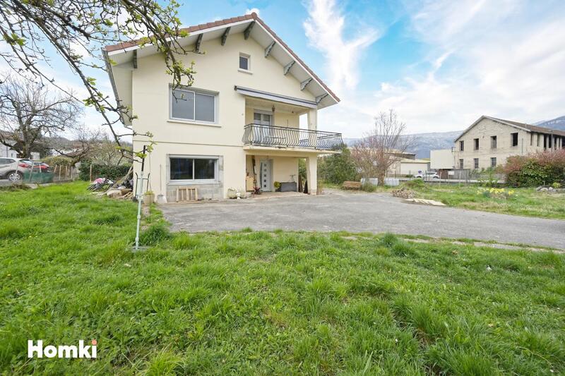 Maison - 165 m² - 6 pièces