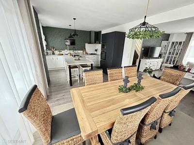 Maison - 144 m² - 6 pièces