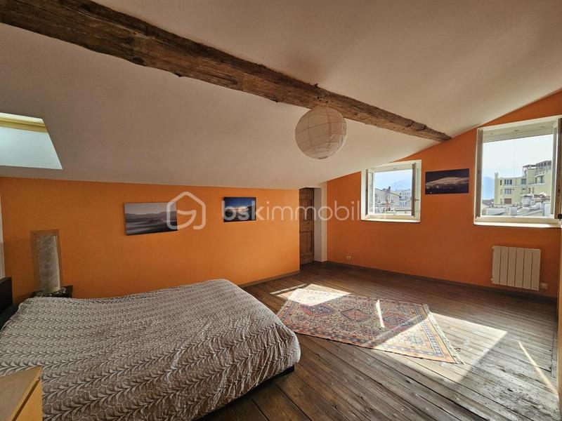 Duplex - 128 m² - 6 pièces