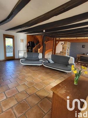 Maison - 186 m² - 7 pièces