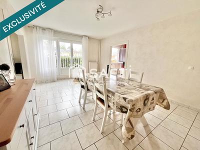 Appartement - 100 m² - 5 pièces