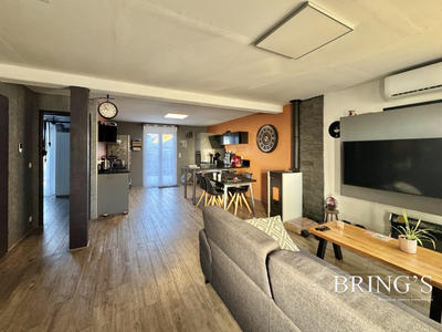 Maison - 97 m² - 6 pièces