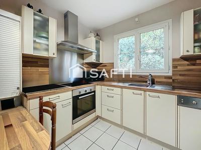 Maison - 85 m² - 4 pièces